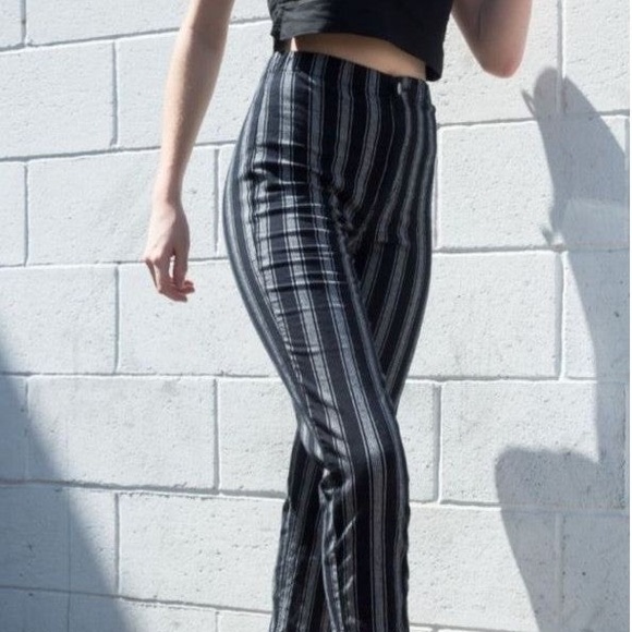 Brandy Melville Popular Tilden Stripped Pants - Picture 1 of 4